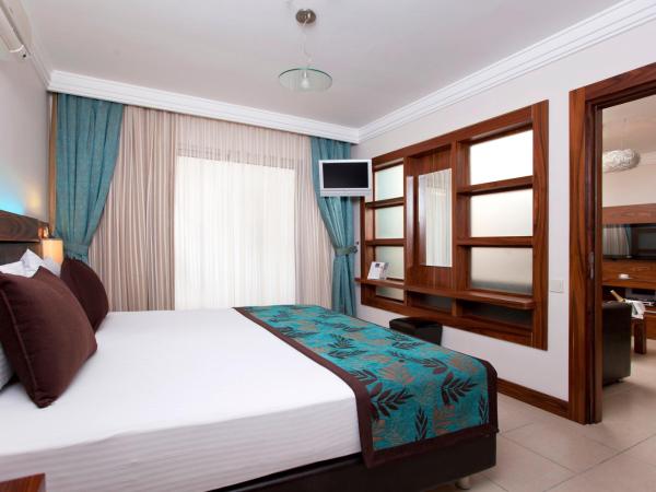 Xperia Grand Bali Hotel - All Inclusive : photo 1 de la chambre suite deluxe avec lit king-size