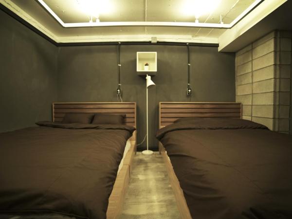 That House Hongdae : photo 2 de la chambre chambre familiale avec salle de bains privative