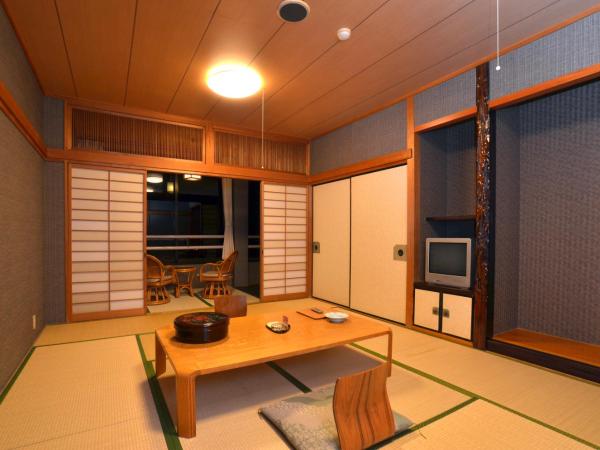 Hotel Nagasaki : photo 4 de la chambre chambre de style japonais - vue sur ville - non-fumeurs