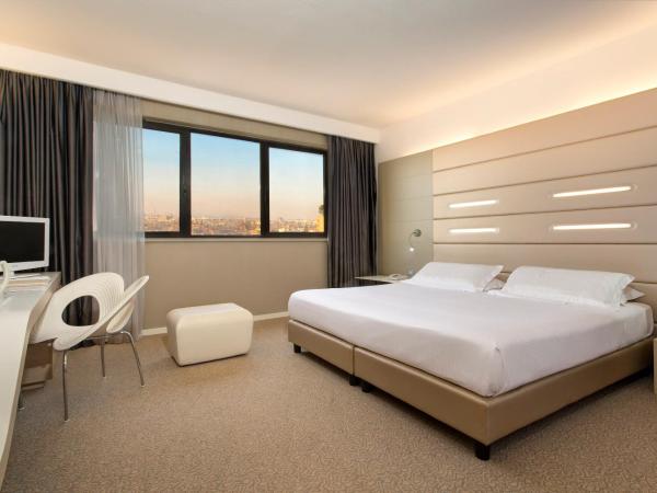 Best Western Plus Tower Hotel Bologna : photo 8 de la chambre chambre deluxe double ou lits jumeaux