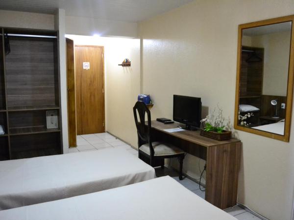 Hotel Casa De Praia : photo 3 de la chambre chambre lits jumeaux