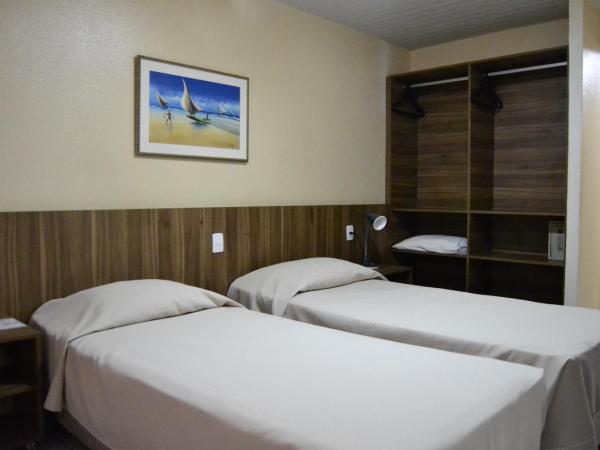 Hotel Casa De Praia : photo 2 de la chambre chambre lits jumeaux
