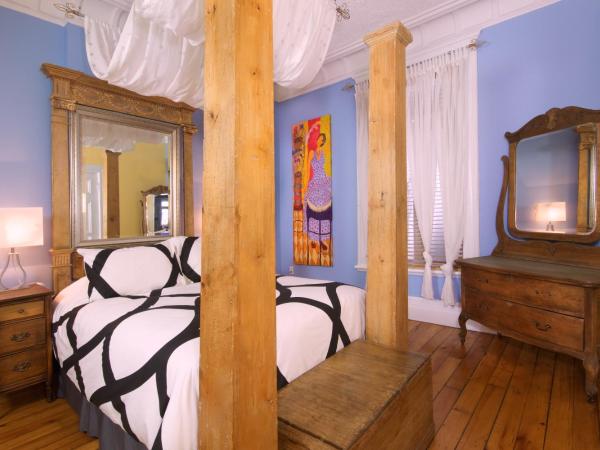 Auberge Les Bons Matins : photo 2 de la chambre suite familiale