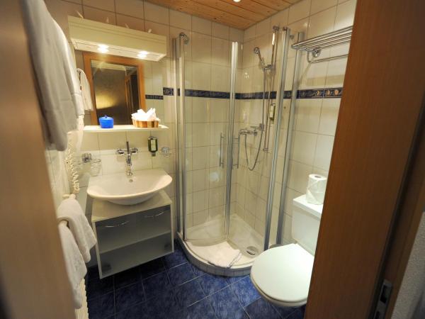 Hotel Kirchbühl Superior : photo 6 de la chambre chambre double Économique