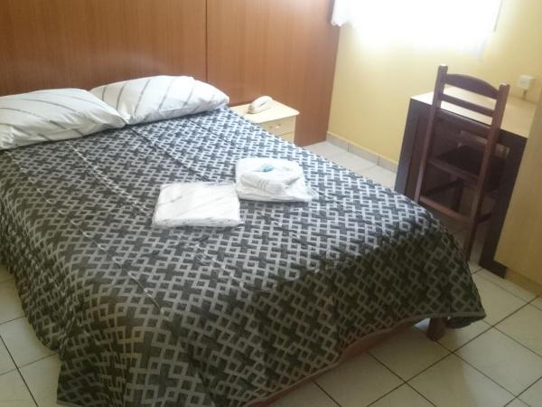 Hotel Turiassú : photo 2 de la chambre chambre double