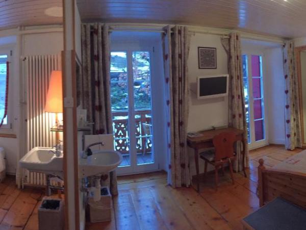 Historic Hotel du Pillon : photo 3 de la chambre chambre quadruple supérieure 