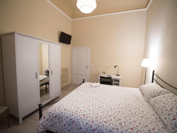 La Filarocca B&B : photo 1 de la chambre chambre double avec salle de bains commune