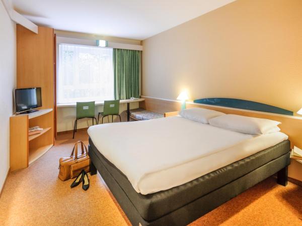 ibis Lourdes Centre Gare : photo 4 de la chambre chambre double standard