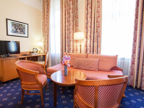 Centro Hotel National Frankfurt City : photo 2 de la chambre suite junior
