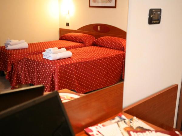 Hotel Della Volta : photo 8 de la chambre chambre lits jumeaux