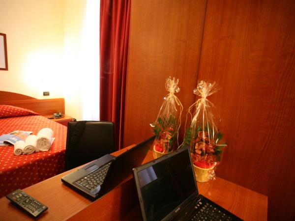 Hotel Della Volta : photo 4 de la chambre chambre quadruple