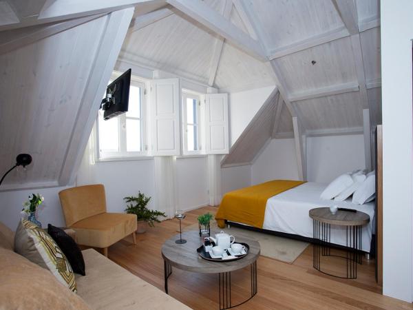 Belomont52 Guest House : photo 2 de la chambre chambre double ou lits jumeaux deluxe - vue sur rivière