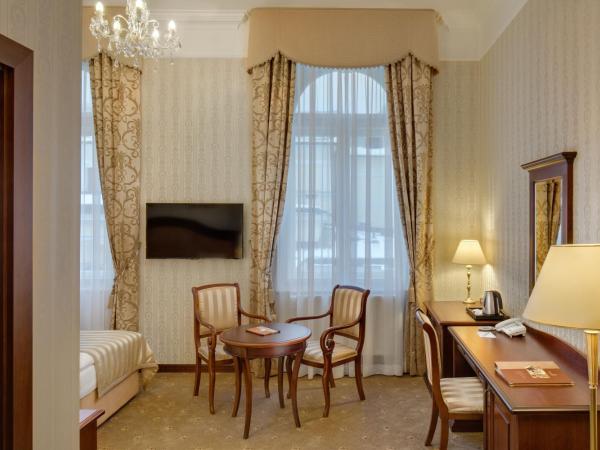 Ensana Nové Lázně : photo 1 de la chambre superior deluxe double room with wellness and fitness access