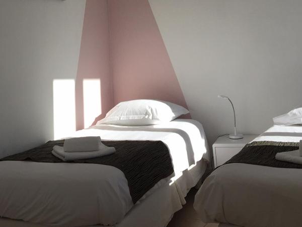 Hotel Danemark : photo 2 de la chambre chambre supérieure (2 ou 3 lits simples)