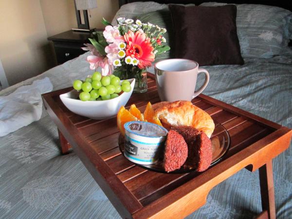 WineDownHere - Lic. 75806 : photo 5 de la chambre chambre lit queen-size deluxe