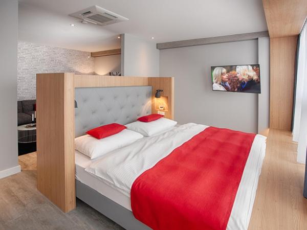 MLOFT Apartments München : photo 1 de la chambre three-bedroom apartment with kitchenette (6 adults)