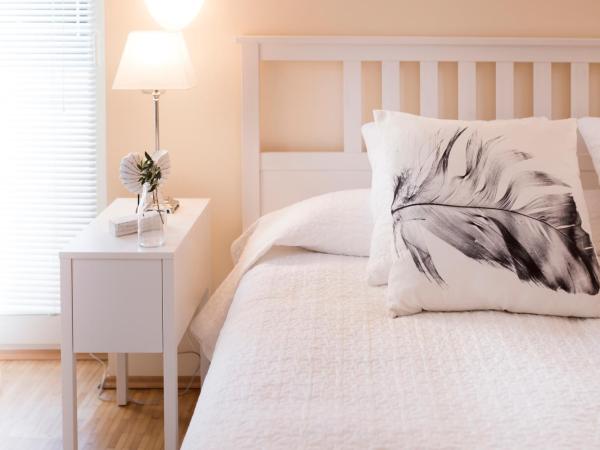 Parkside Apartment House : photo 2 de la chambre appartement 2 chambres avec balcon