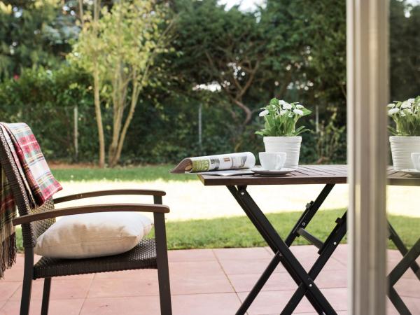 Parkside Apartment House : photo 3 de la chambre appartement avec terrasse