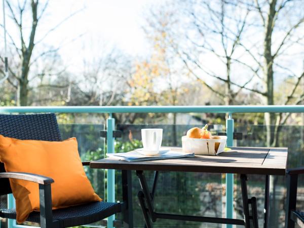 Parkside Apartment House : photo 1 de la chambre appartement en duplex avec balcon