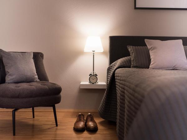 Parkside Apartment House : photo 2 de la chambre appartement avec terrasse