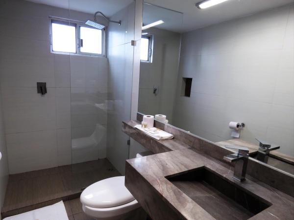 Hotel Grand Reyes : photo 2 de la chambre chambre lits jumeaux standard