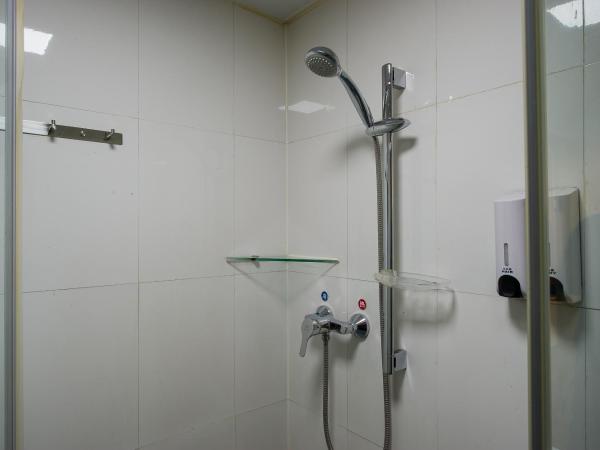 7Days Inn Premium Beijing Chaoyangmen : photo 5 de la chambre offre citoyens chinois - chambre double