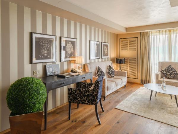 Lausanne Palace : photo 4 de la chambre suite junior - vue sur lac