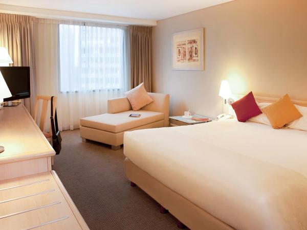 Novotel Mexico City Santa Fe : photo 1 de la chambre chambre supérieure avec 1 lit king-size