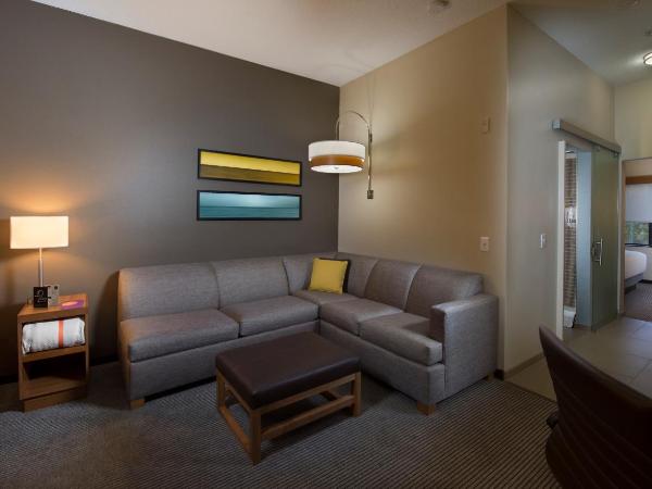 Hyatt Place Savannah Airport : photo 3 de la chambre chambre lit king-size avec canapé-lit