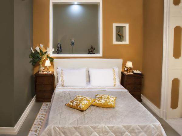 Art Fashion House Luxury Rooms : photo 8 de la chambre chambre double confort avec balcon