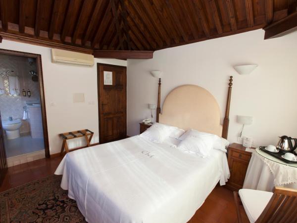 Hotel Casa Morisca : photo 9 de la chambre chambre double - vue frontale sur alhambra