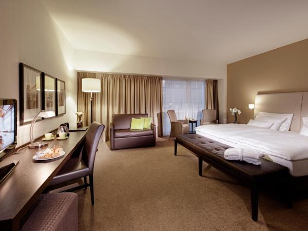 Lindner Hotel Antwerp, part of JdV by Hyatt : photo 1 de la chambre chambre lit king-size premium