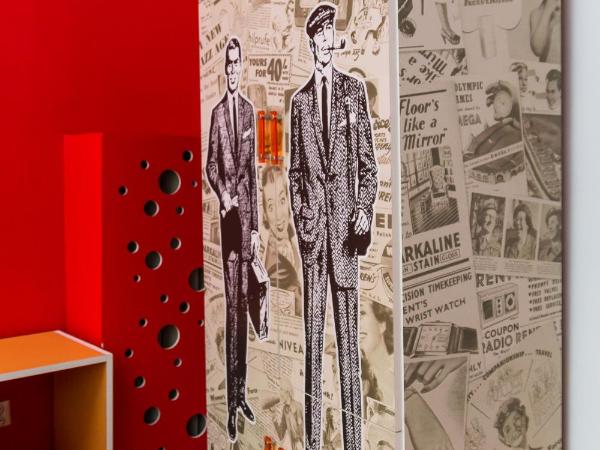 Retro Hostel : photo 3 de la chambre chambre avec salle de bains commune et lit double