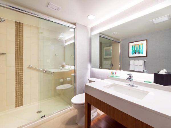 Hyatt Place Nashville Downtown : photo 6 de la chambre chambre lit king-size spéciale avec canapé-lit