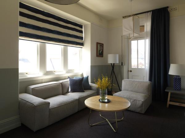 Hotel Palisade : photo 6 de la chambre suite lit queen-size avec balcon - william bennetts 
