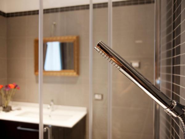 Erïk Langer House : photo 1 de la chambre chambre familiale avec salle de bains commune