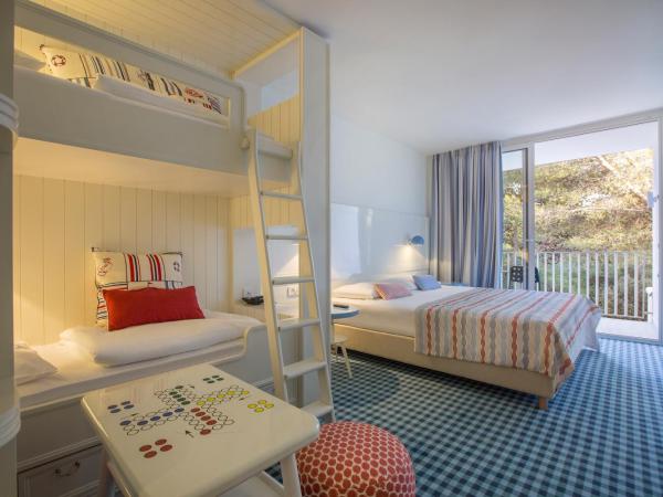 Amadria Park Kids Hotel Andrija : photo 4 de la chambre chambre familiale avec balcon - vue sur cour