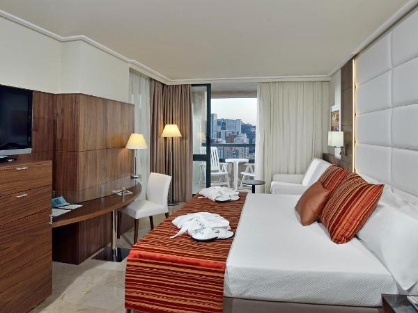 Melia Benidorm : photo 2 de la chambre grande chambre double premium the level - accès au salon exécutif
