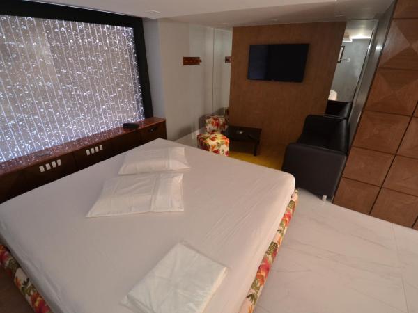 Love Time Hotel (Adult Only) : photo 10 de la chambre suite master