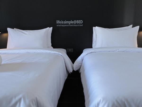 BED Nimman - Adults Only : photo 4 de la chambre chambre lits jumeaux standard