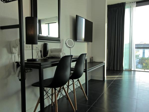 BED Nimman - Adults Only : photo 9 de la chambre chambre triple standard