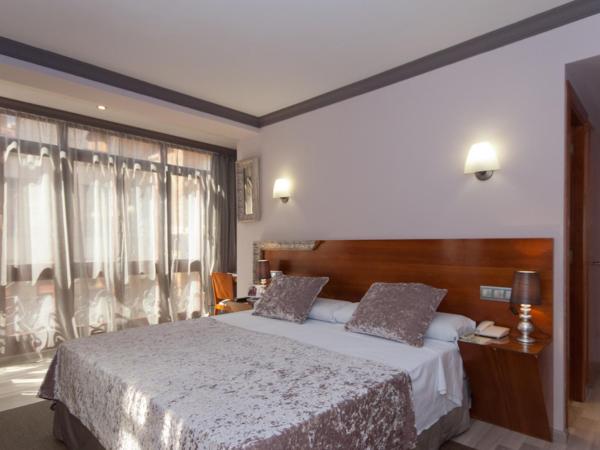 Hotel Vetusta : photo 2 de la chambre chambre double