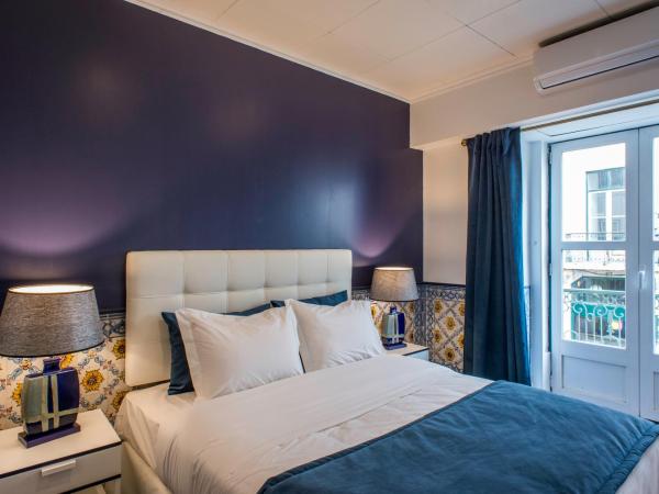 PH Downtown Suites : photo 6 de la chambre suite avec balcon