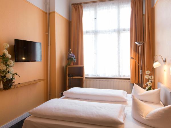 Hotel am Hermannplatz : photo 6 de la chambre chambre double