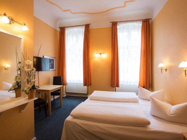 Hotel am Hermannplatz : photo 2 de la chambre chambre double
