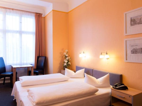 Hotel am Hermannplatz : photo 8 de la chambre chambre double
