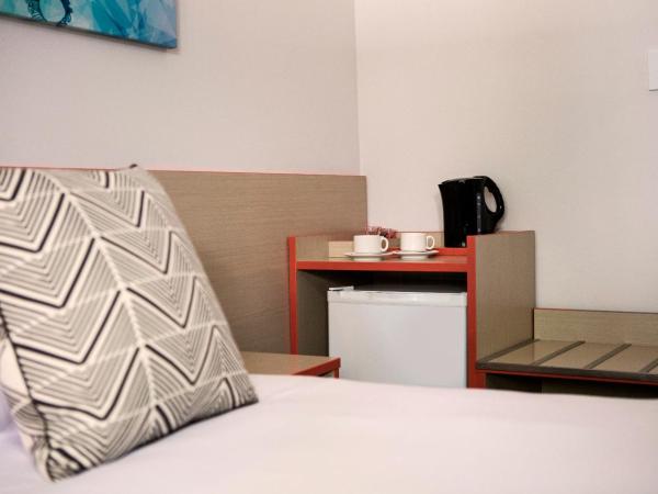 Greenacre Hotel : photo 6 de la chambre chambre lit queen-size avec salle de bains commune