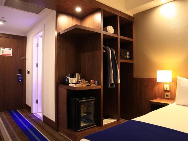 Liv City Hotels : photo 1 de la chambre chambre double standard avec canapé-lit - fumeurs