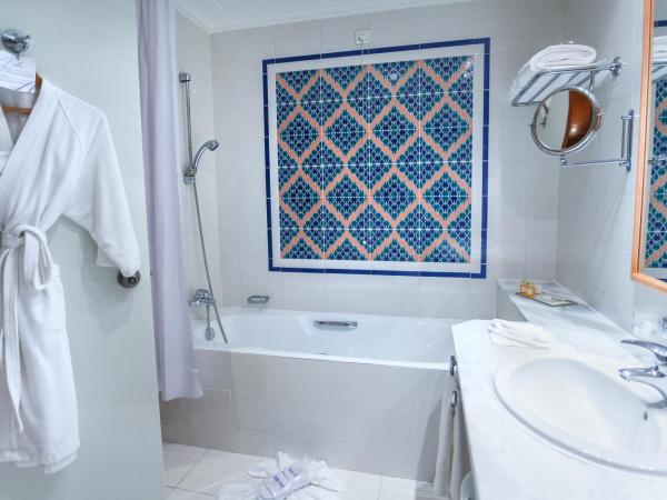 El Mouradi Hotel Africa Tunis : photo 2 de la chambre chambre supérieure