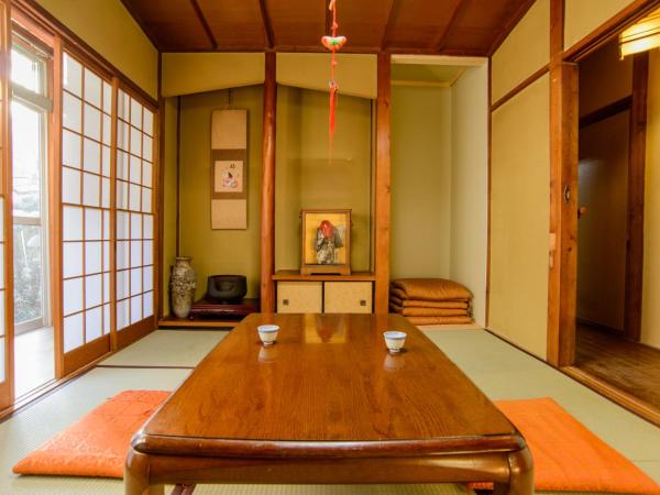 Guesthouse Kyoto Kaikonoyashiro : photo 7 de la chambre chambre triple